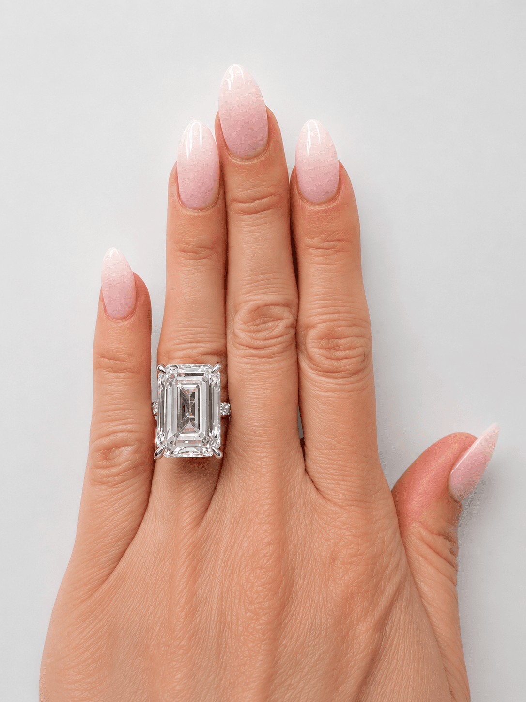 Atelier Diamonds bespoke ring